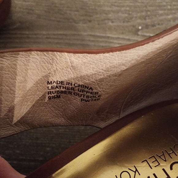 Michael Kors Elena Luggage Tan Leather Wedge Sandals Gold Plate Back Zip 9.5 - Picture 4 of 12